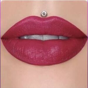 Jeffree Star Velvet Trap Lipstick